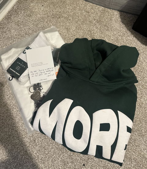 AMOURE HOODIE