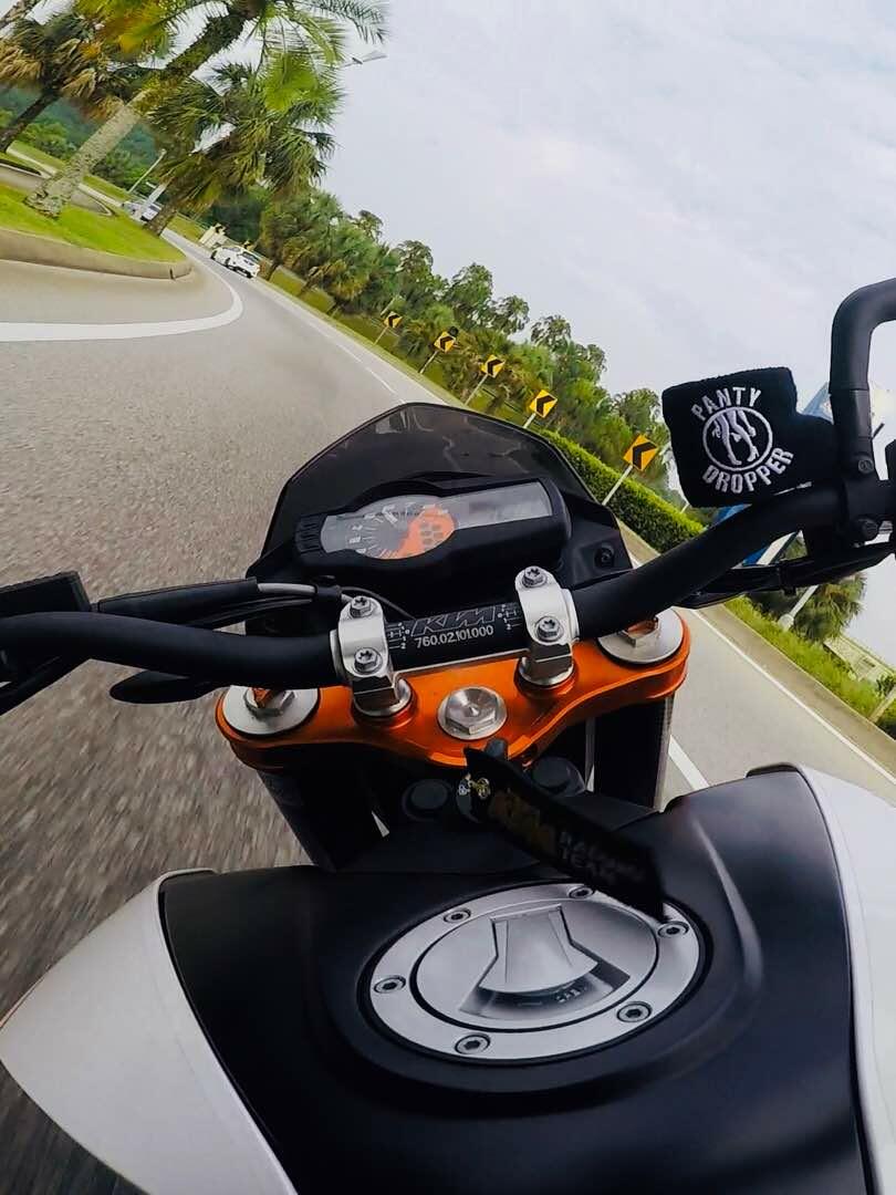 Panty Dropper - Reservoir Cover - Moto Loot