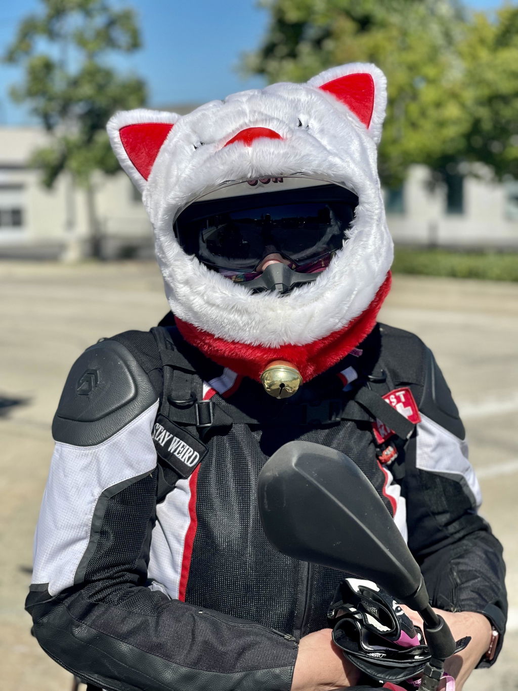 cat motorcycle helmet covers Cover Enhance your motorcycle helmet with a trendy cat helmet cover from Ubuy Italy Motorcycle Helmet Cover - Cat