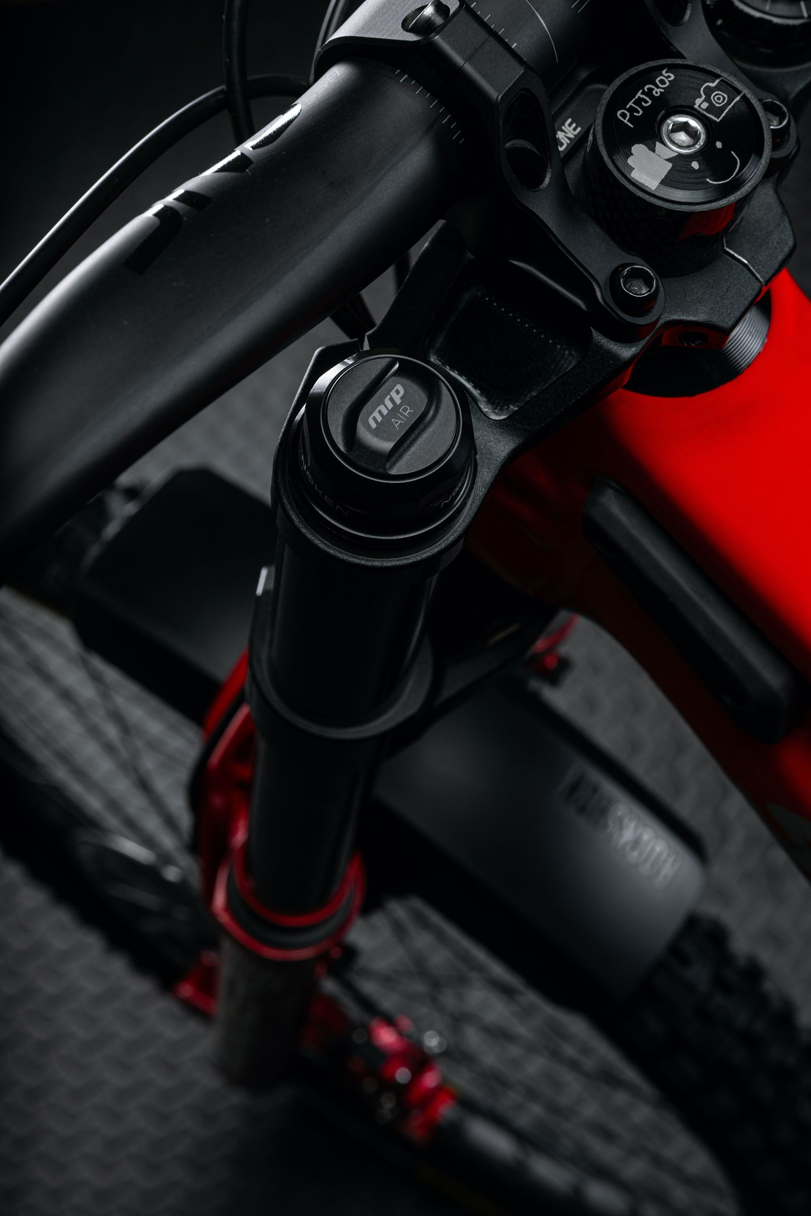 Noken – Mountain Racing Products