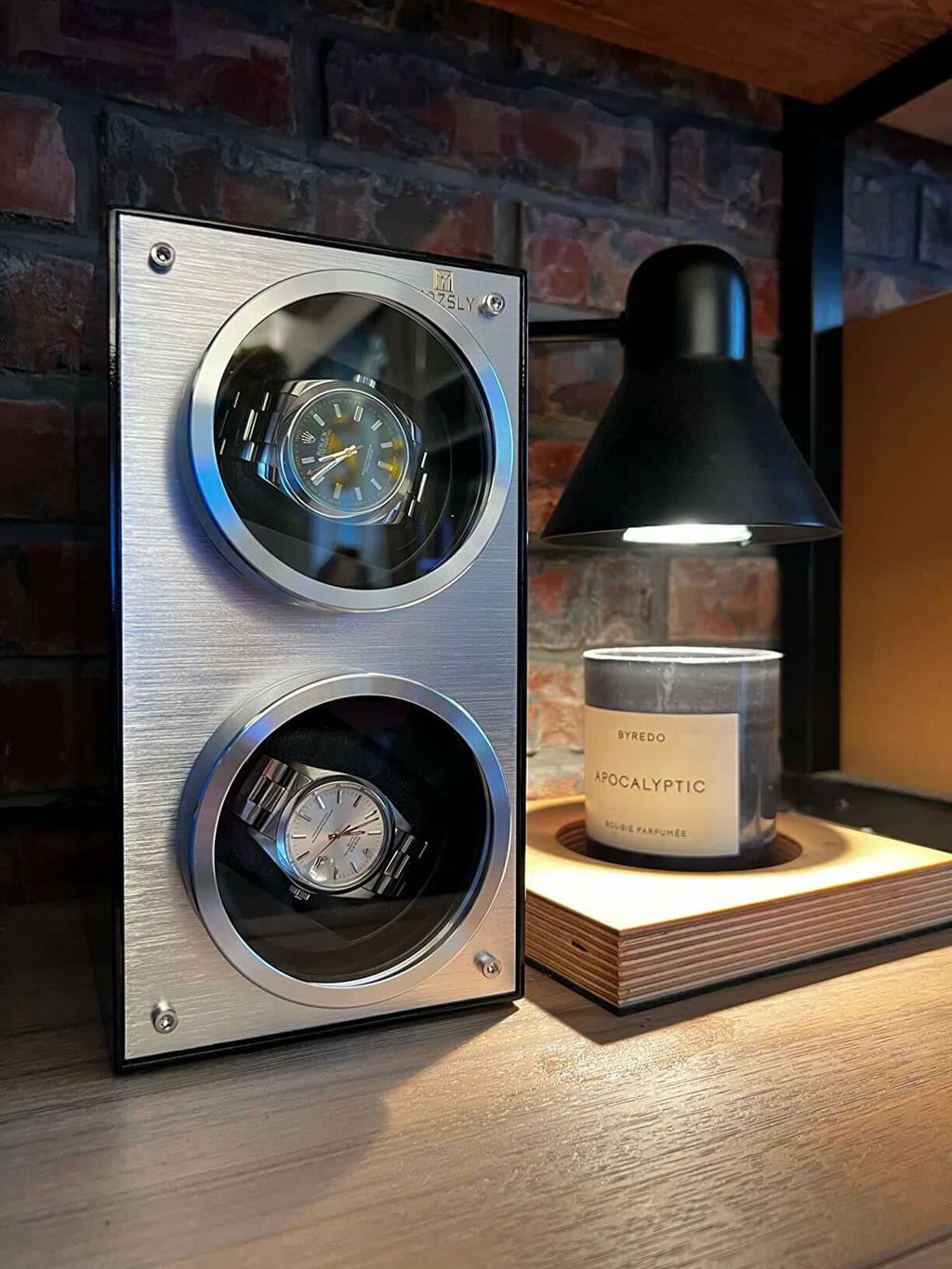 MOZSLY® Double Watch Winder -Black Carbon Brazed Piano Paint