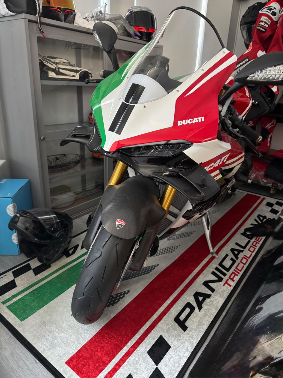 BMW S1000RR Motorcycle Garage & Pit Mat | MPM MM7159