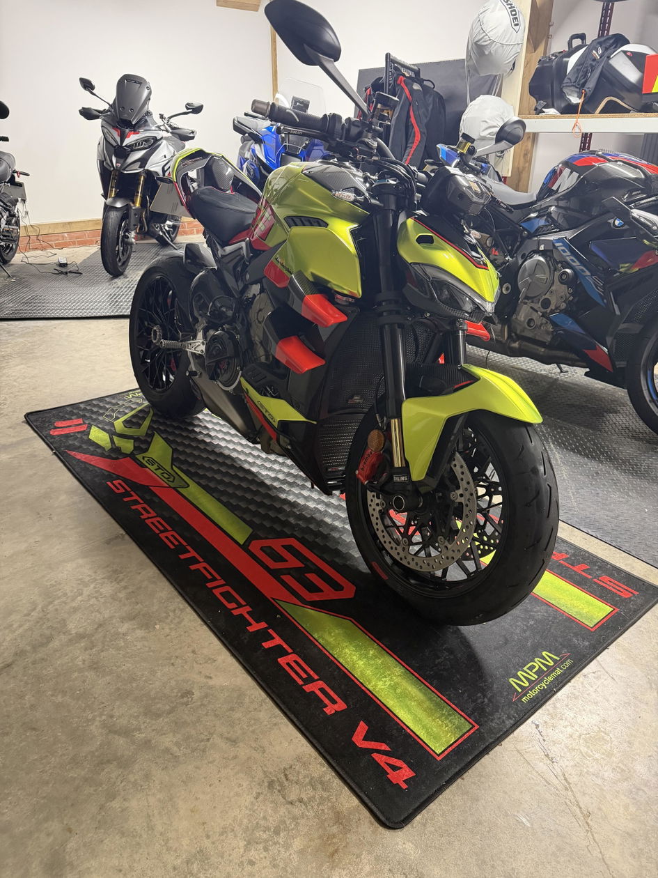 Kawasaki Z900 SE Custom Garage & Pit Mat | MM7413