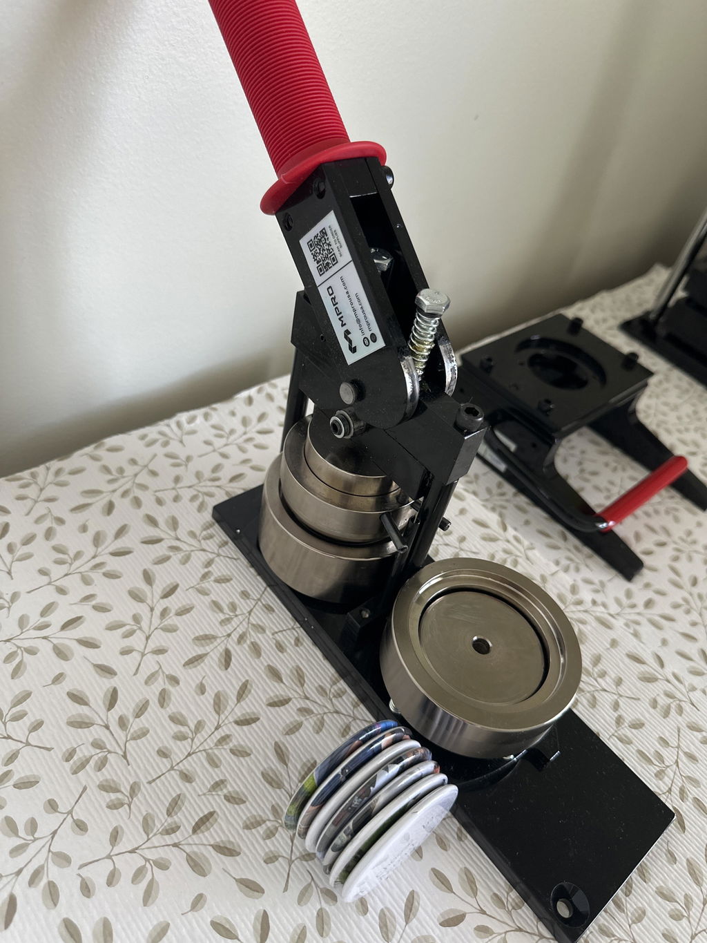 Magnet Machine Round 2.25"