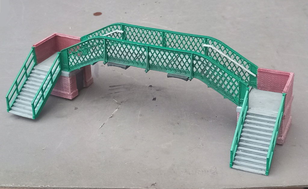 Quainton Brick/Metal Platform Footbridge