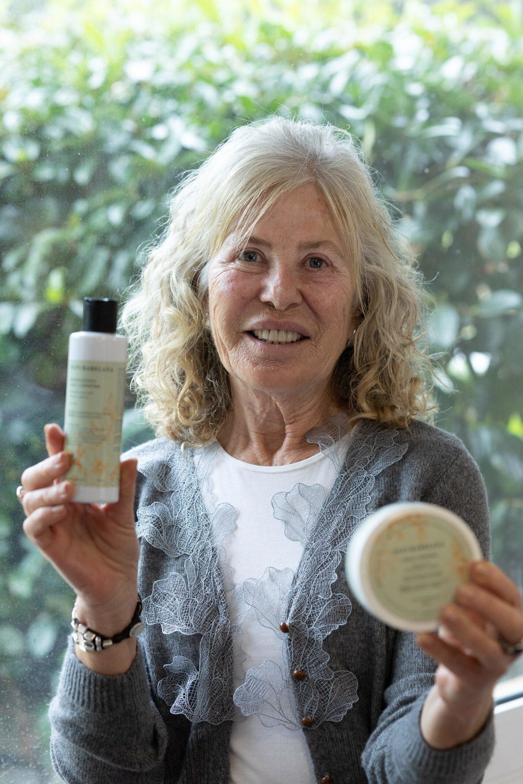 Crema Corporal Triple Efecto con Aloe Vera, Caléndula y Extracto de Avena