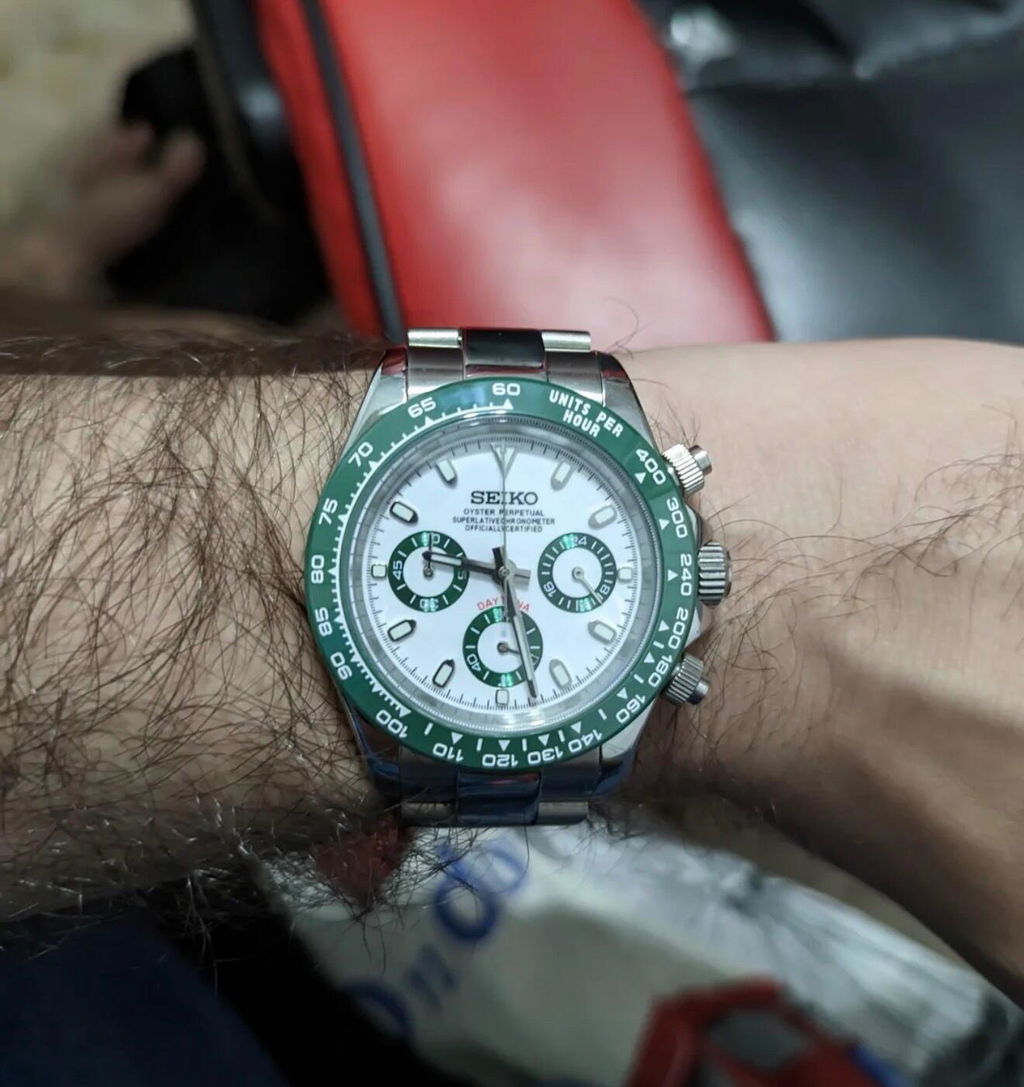 Great Wave of Kanagawa Custom SKX Mod Watch – NH35 Automatic, 41mm