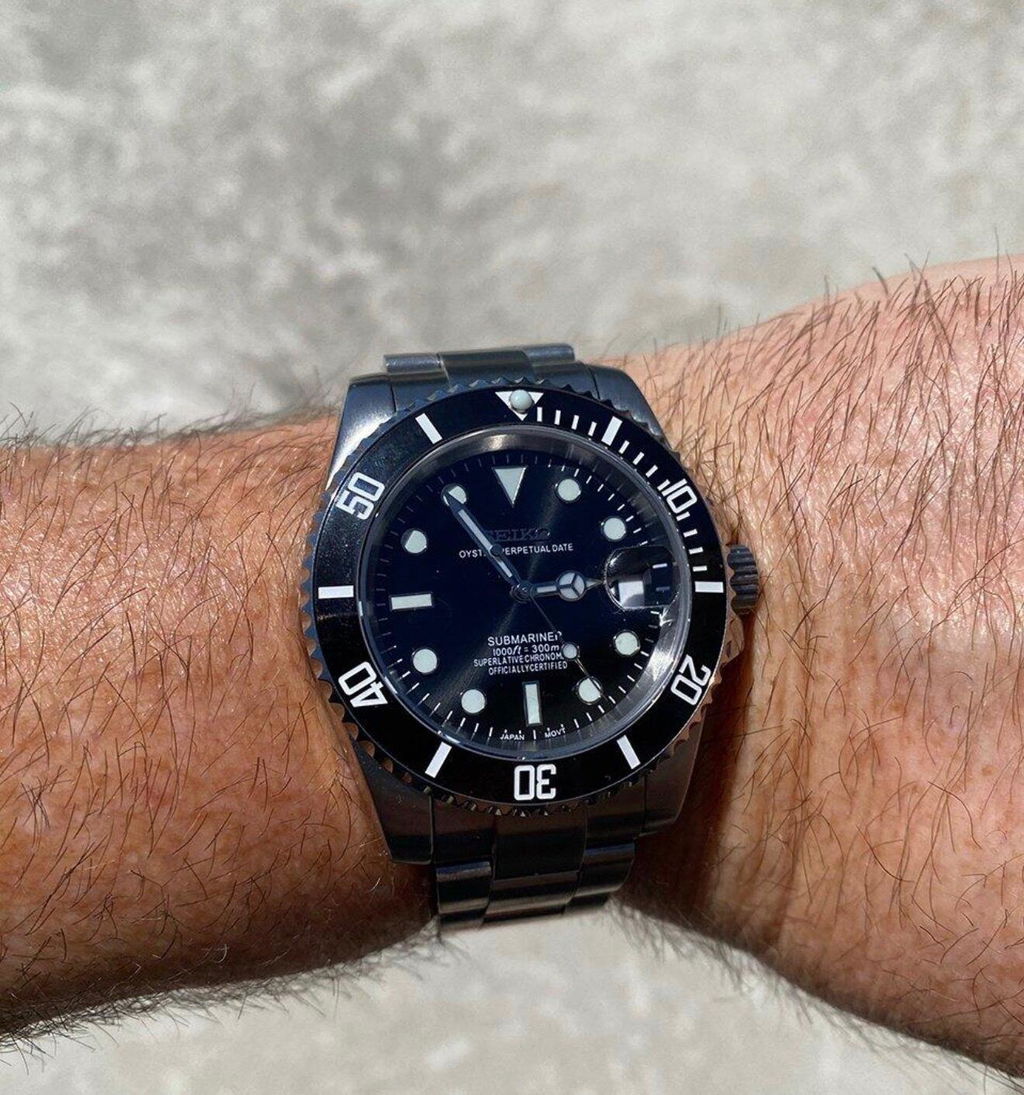 カスタム MOD WATCH NH35 黒　300m divers black Seiko Submariner Homage Watch – Black Steel, NH35, 300m WR, 40mm