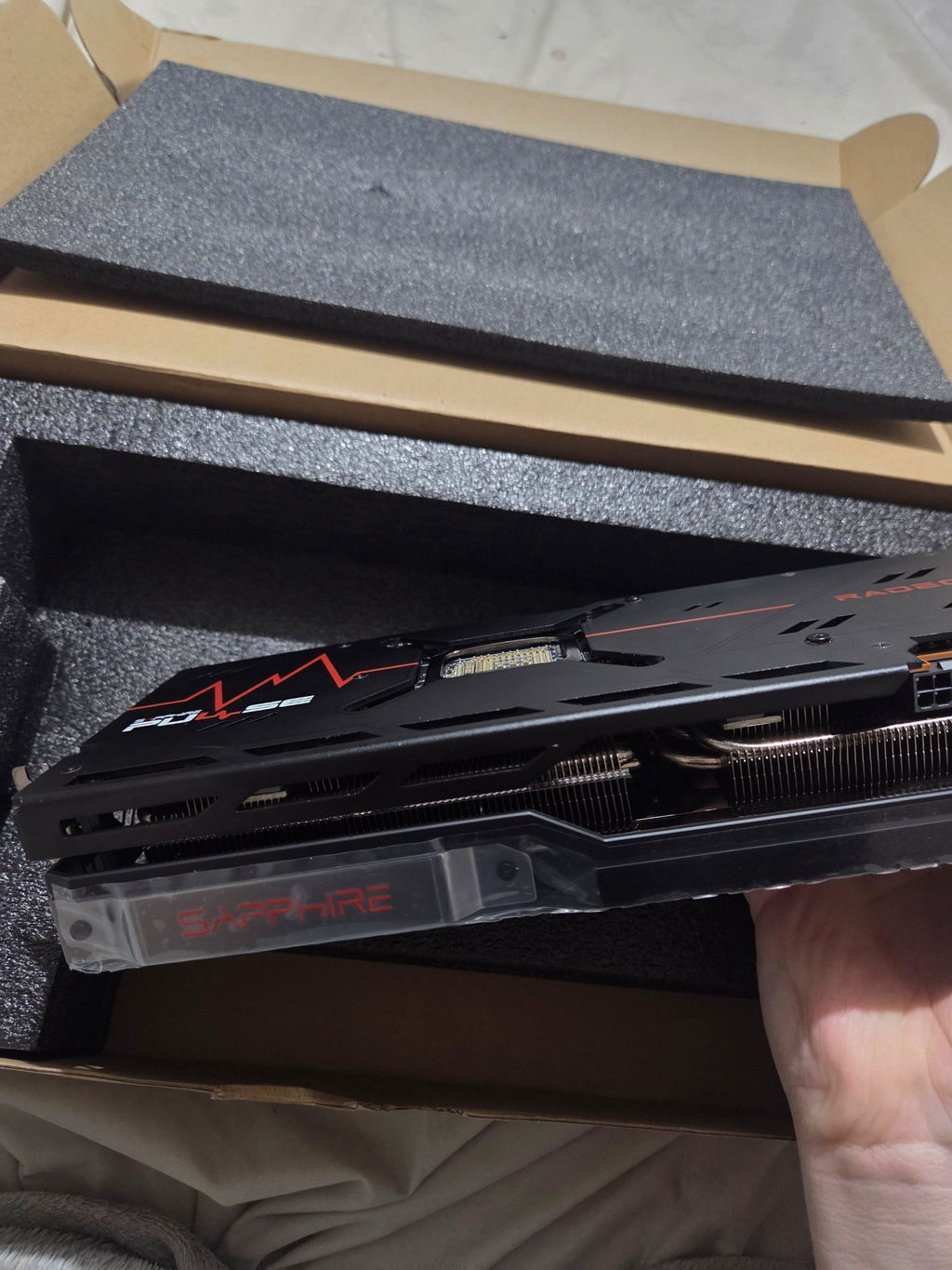 SAPPHIRE PULSE AMD Radeon RX 7900 XT 20GB (11323-02)