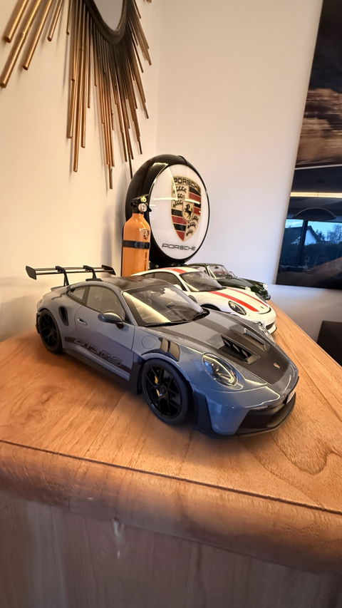 Porsche 911 GT3 RS w/Weissach Pack 2022 - Arctic grey & Black 1:12