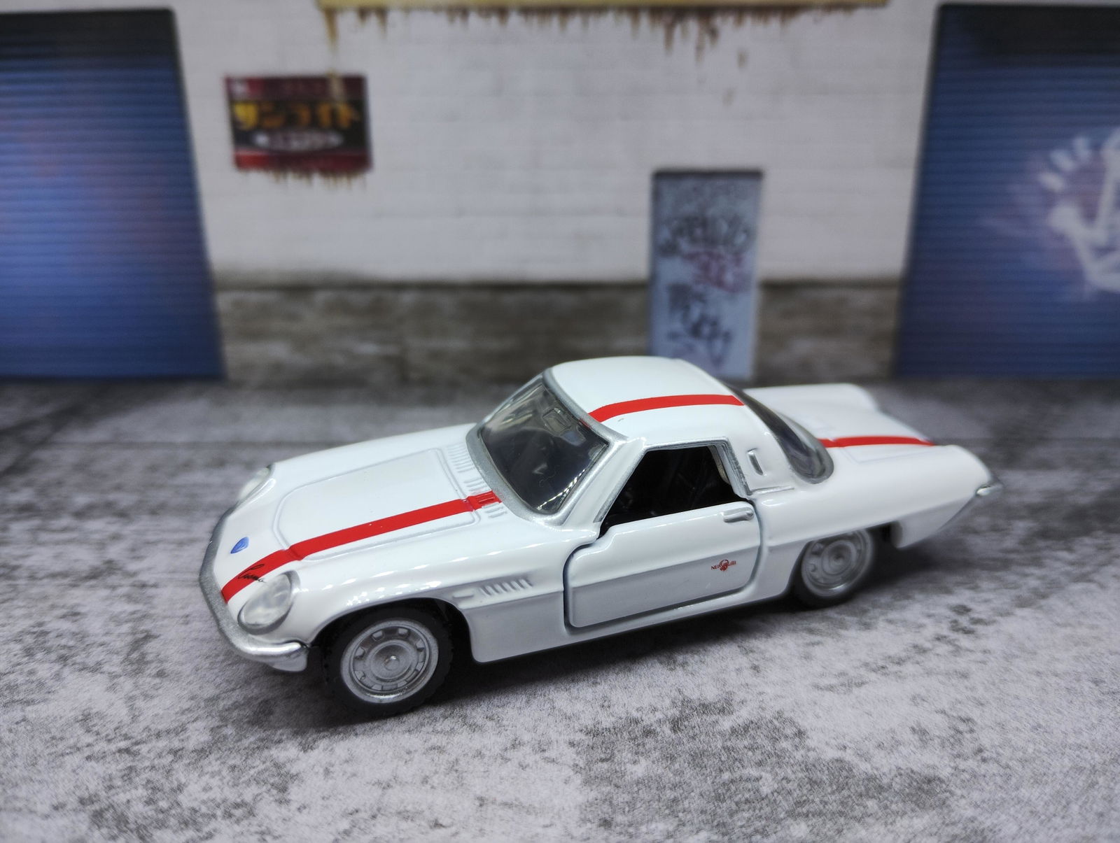 Evangelion New Theatrical Version NERV Official Car Mazda Cosmo