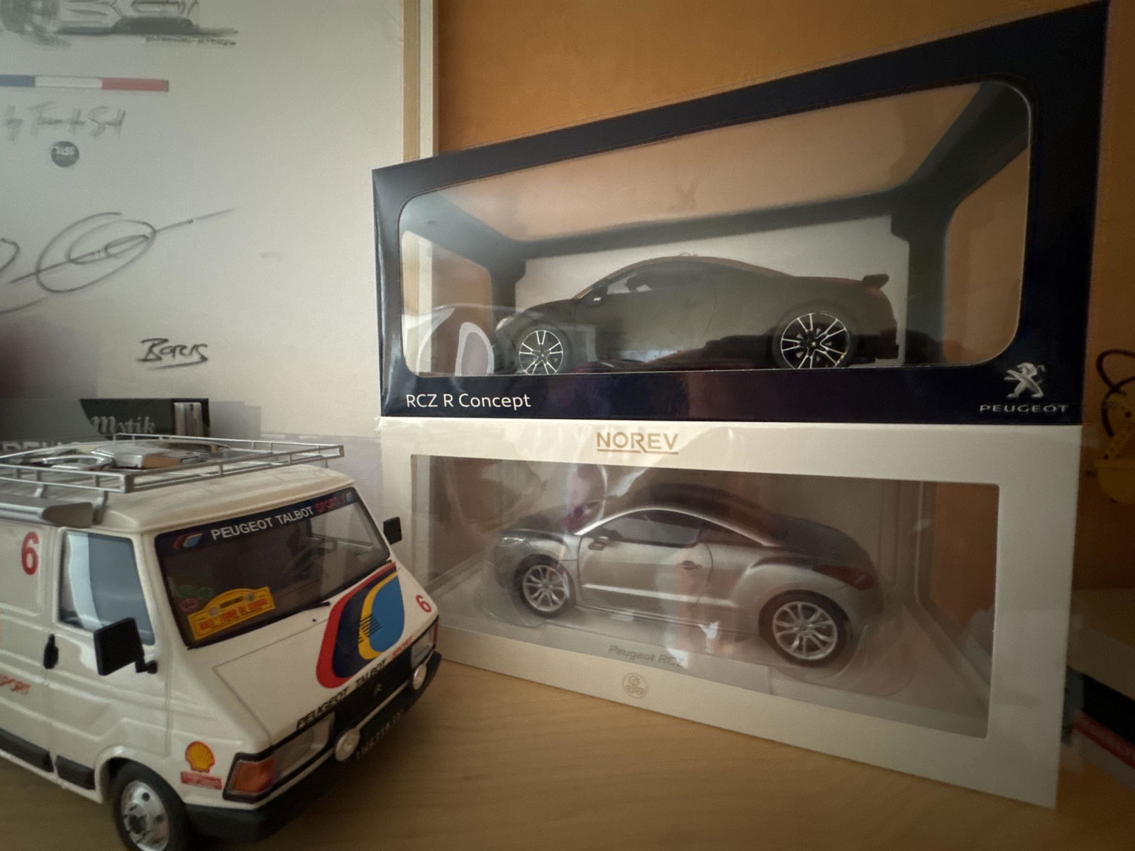 Peugeot RCZ 2010 Mercury Grey 1:18 – Norev