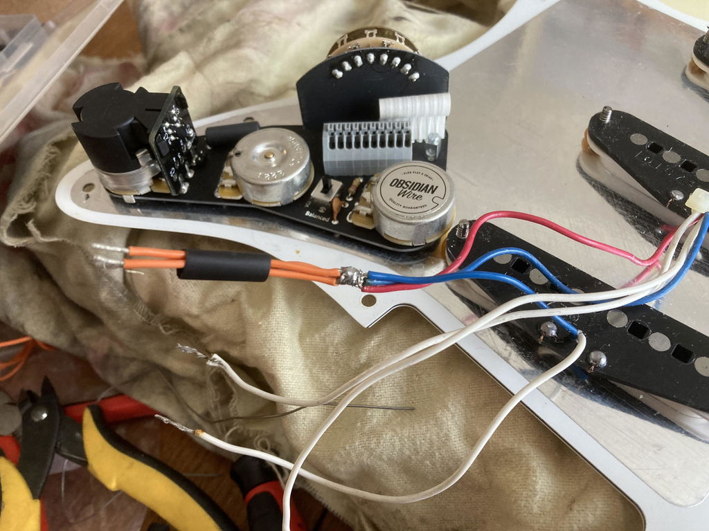 Lefty! Jazz Bass Wiring Harness | ObsidianWire Solderless Install