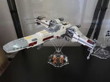 Display stand angled for Lego 75460-75301-75218-75102-9493 X-Wing Starfighter + minifigures slots(A1041)