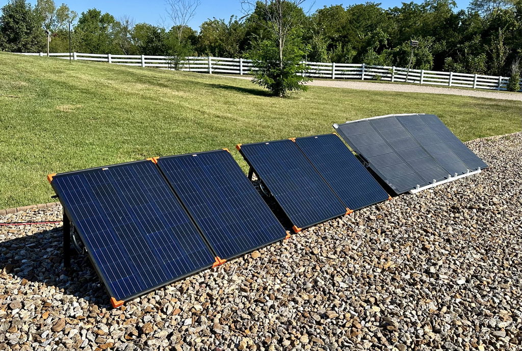 Rich Solar MEGA 200 Watt Portable Briefcase Solar Panel