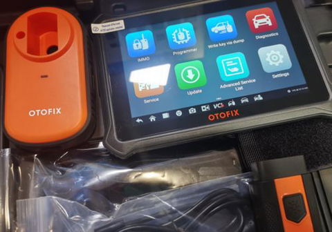OTOFIX IM1 Car Key Programmer with IMMO