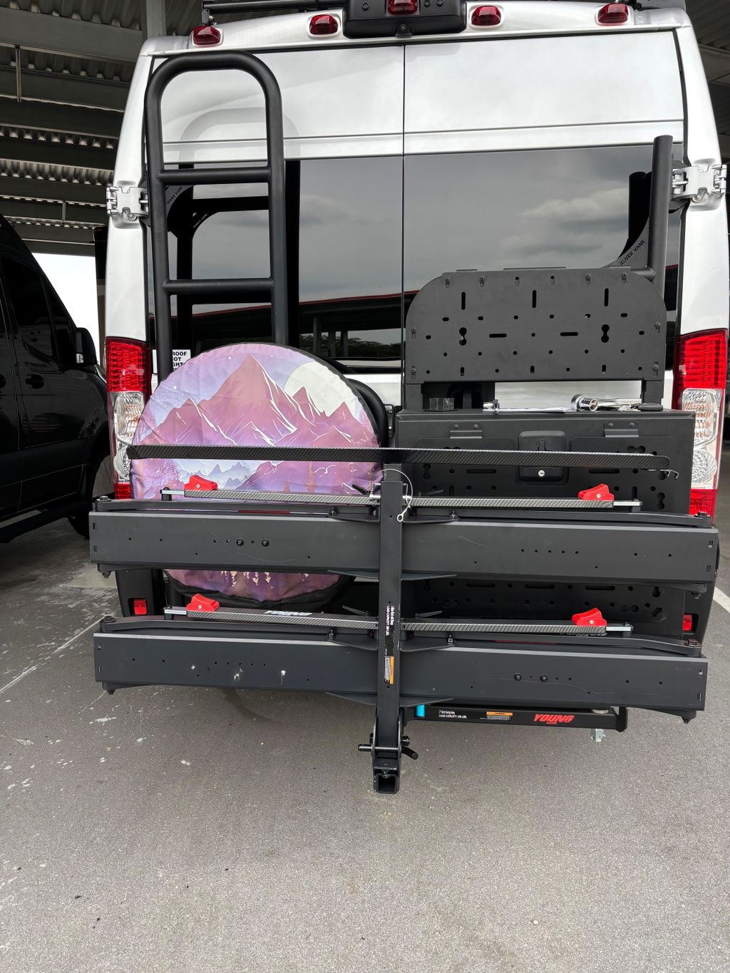 200lbs Capacity Tire-Clamp E-bike Rack with Ramp