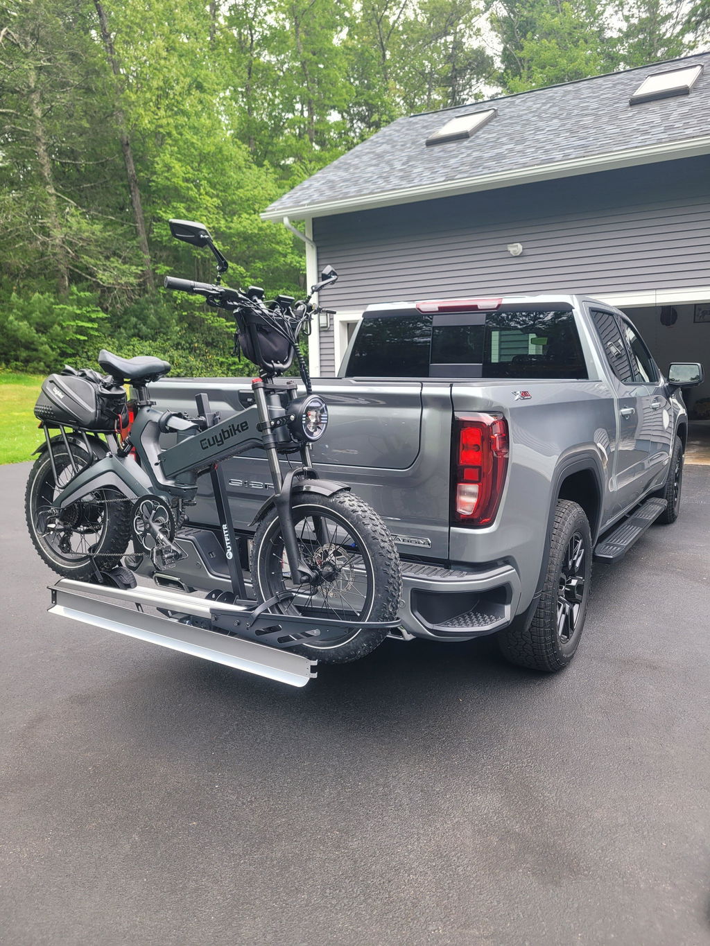 Single Hitch E-Bike Rack with Ramp, Foldable