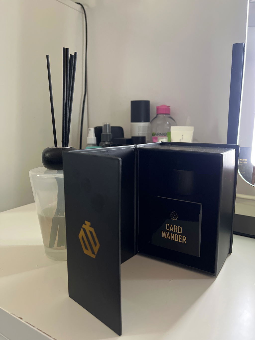 Card Wander – 100ml Extrait Premium Edition