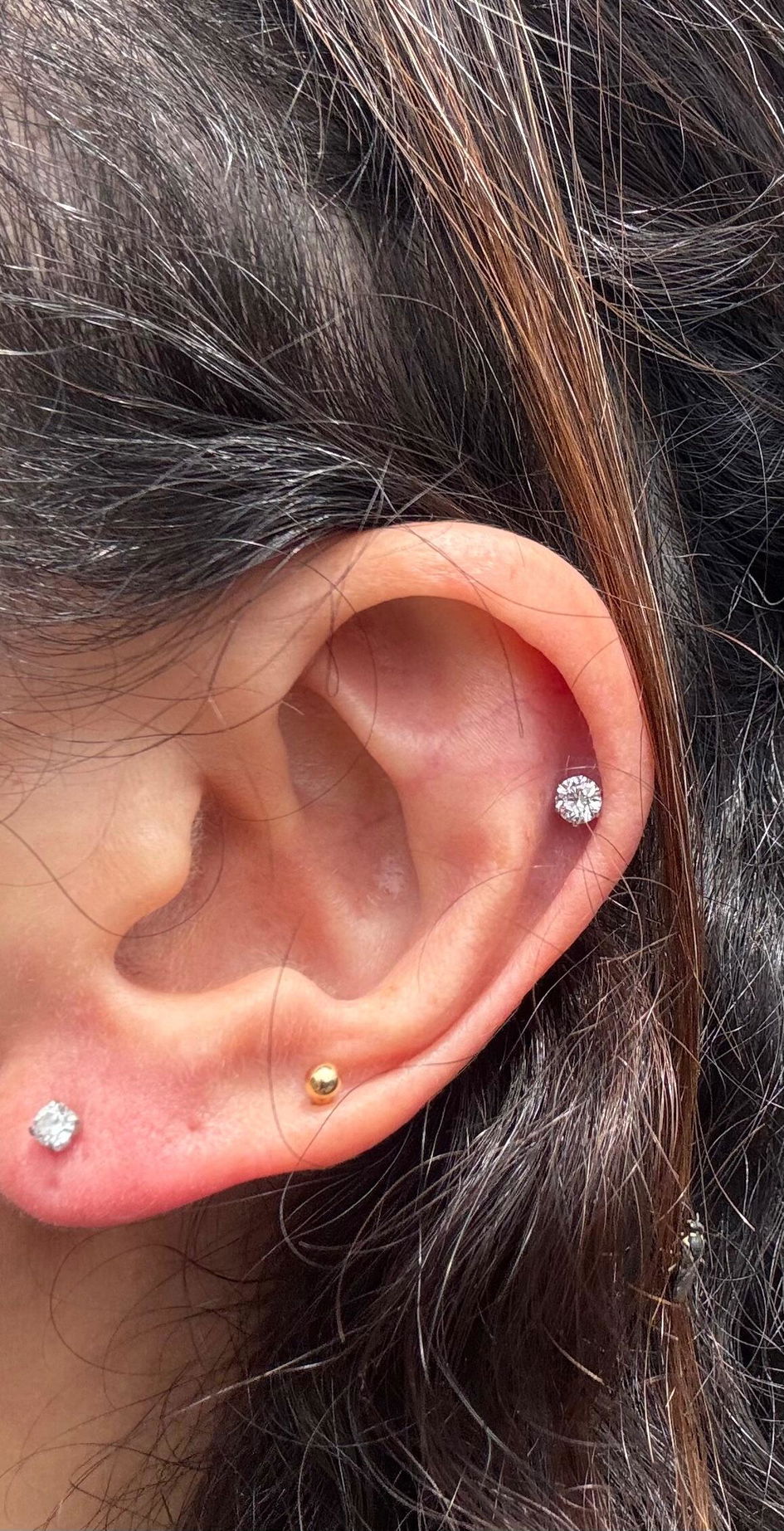 プラチナ ダイヤモンド ボディピアス・軟骨ピアス（中央宝石研究所