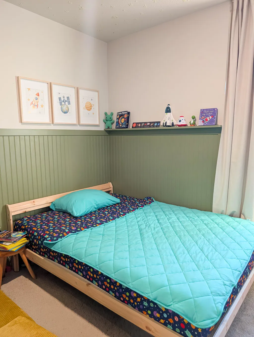 Twin Sheet with Pillow Case - Super Simple™ Bumble Nums in Space - Tencel Modal
