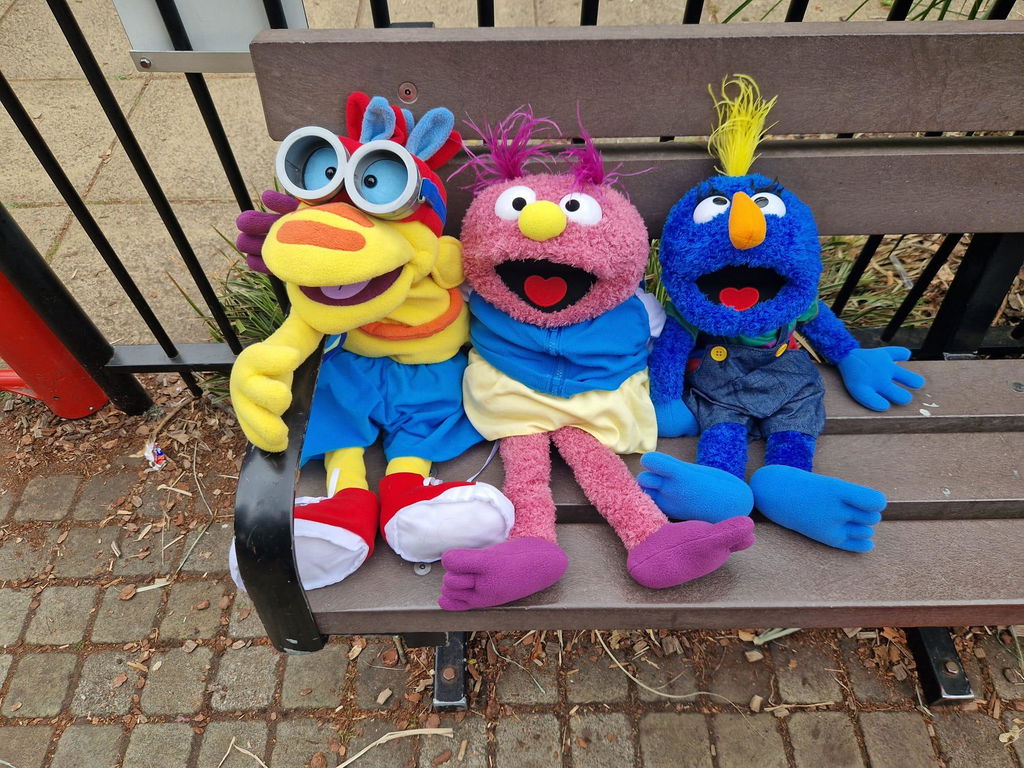 Smooch – Monster Hand Puppet | 24" Full Body | Pubbets