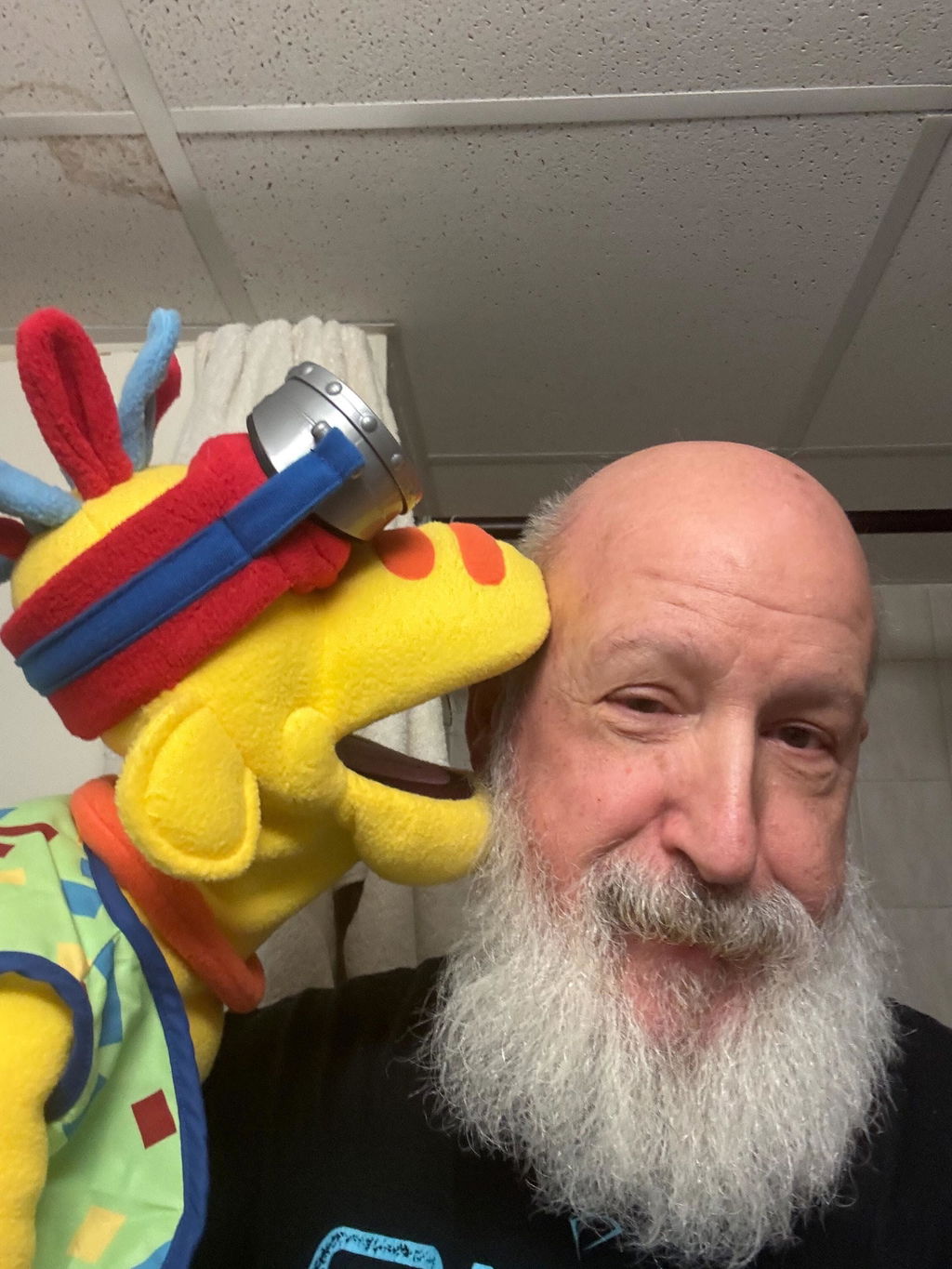 Zoomer – Alien Hand Puppet | 24" Full Body | Pubbets