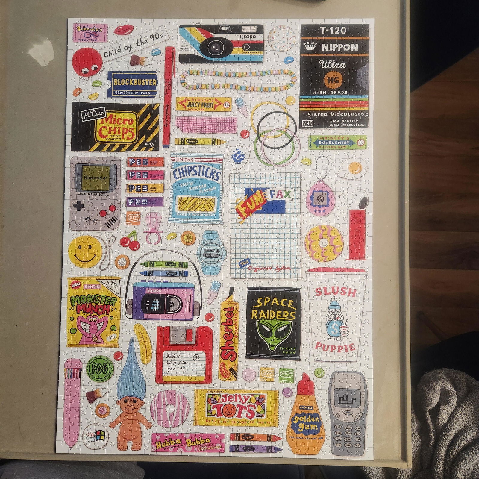 In The 90's by Happily Puzzles | 1,000 Piece Jigsaw Puzzle – Puzzledly