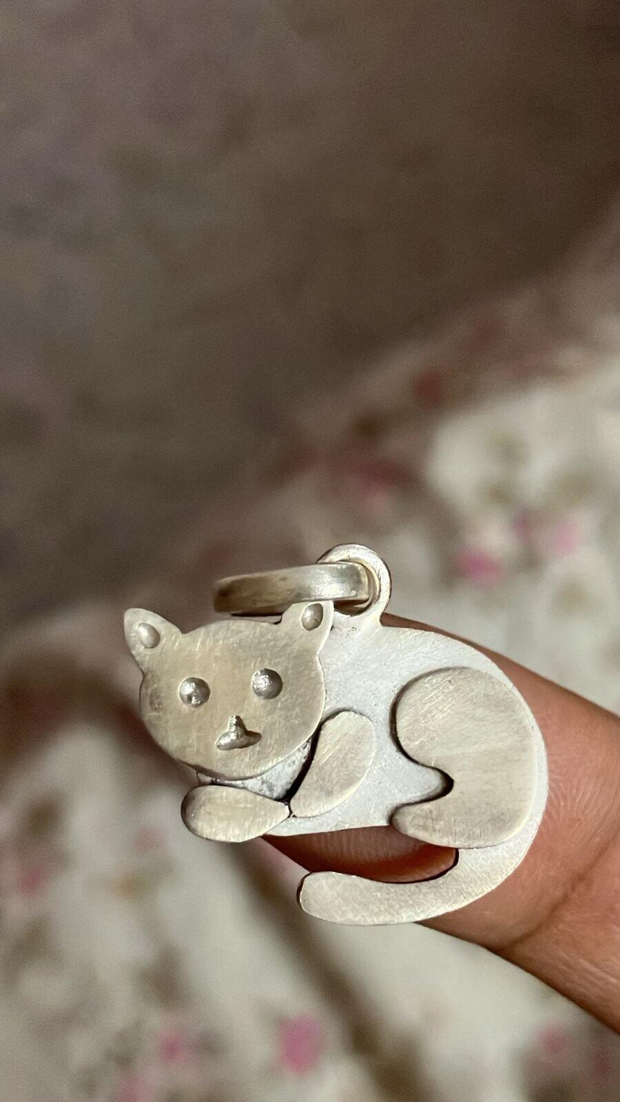 Cat Pendant – Movable Head