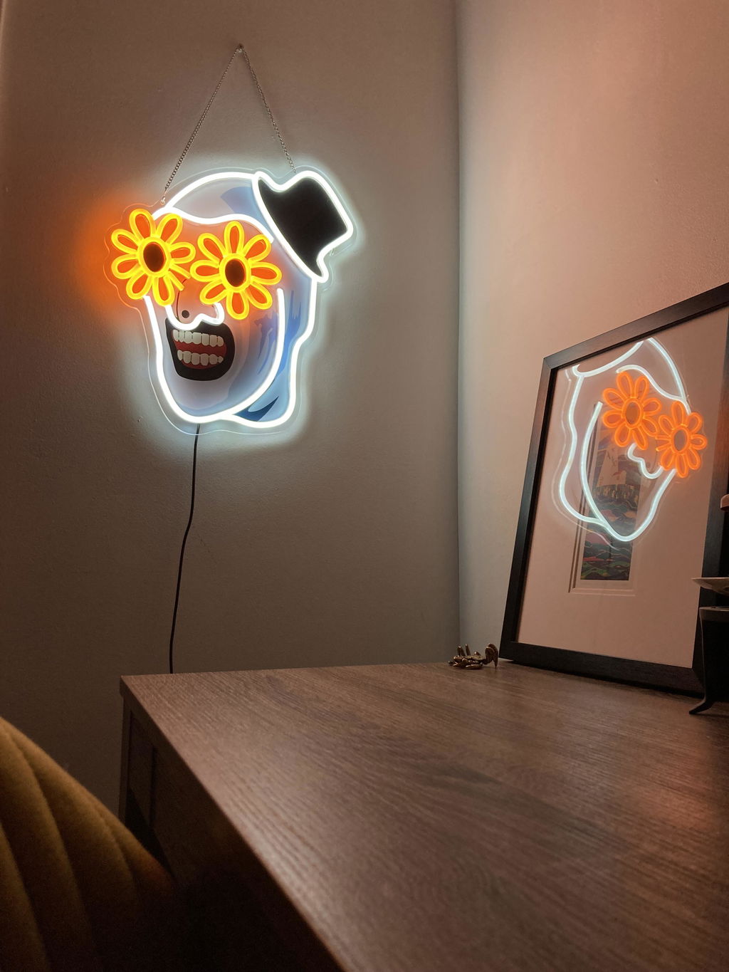 Art the Clown Neon LED Light Terrifier Horror Neon Sign, Dimmable & Multi-Mode Halloween Decor, Wall-Mounted or Freestanding Light for Living Rooms, Cafes, and Creative Spaces