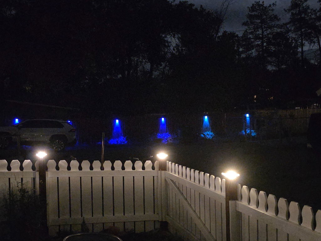 Quntis Solar Fence Lights IP44 Waterproof, 12 RGBCW Color Changing Modes with Memory, Outdoor Decorative Lighting for Garden Deck Patio