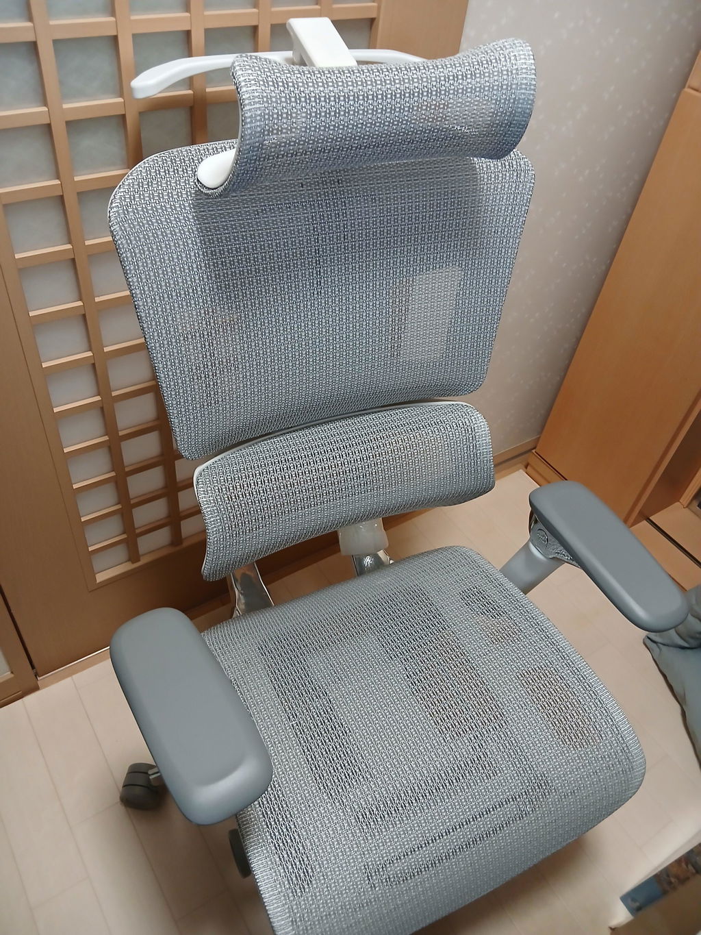 Rasical Chair Elite【黒、白7月上旬にお届け予定】