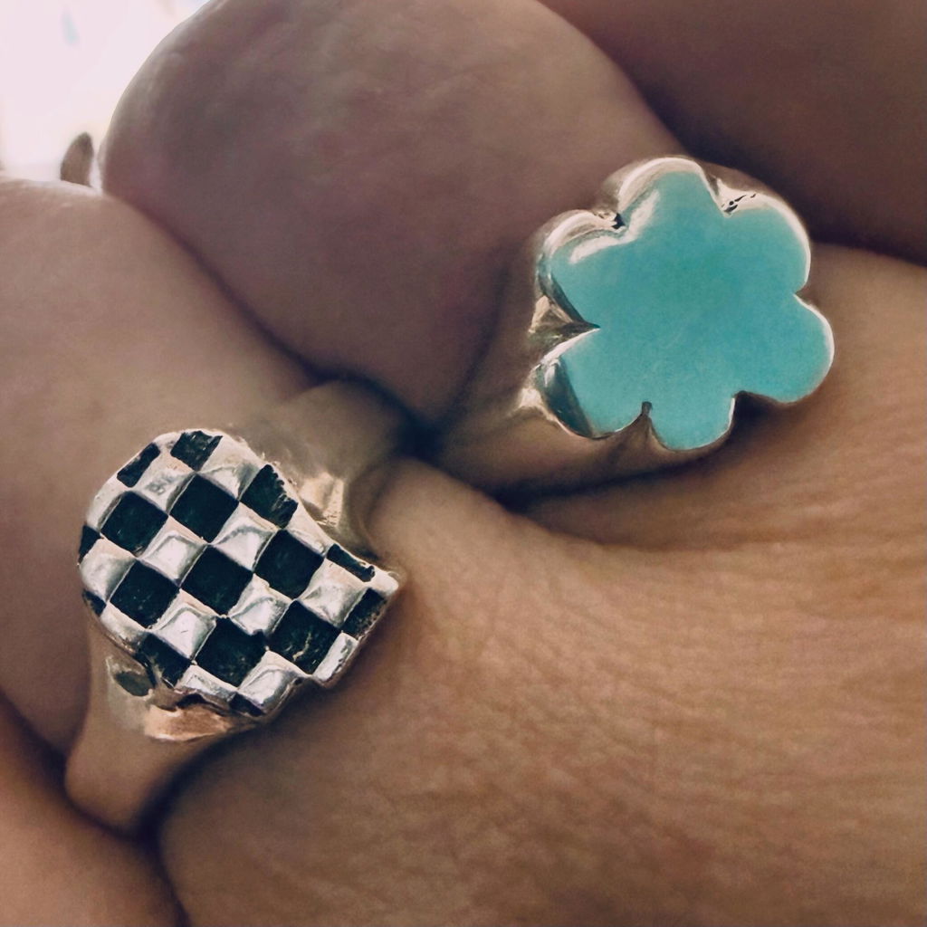 アクセサリー Rat Betty Cross Signet Ring Horse Signet Ring – Chunky Jewellery – Rat Betty