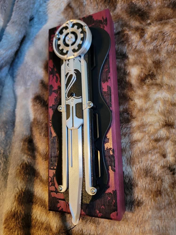 Assassin's Creed III Connor Kenway Pivot Premium Hidden Blades