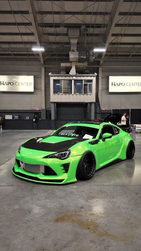 Color Shift Neon Gold Green Vinyl Wrap