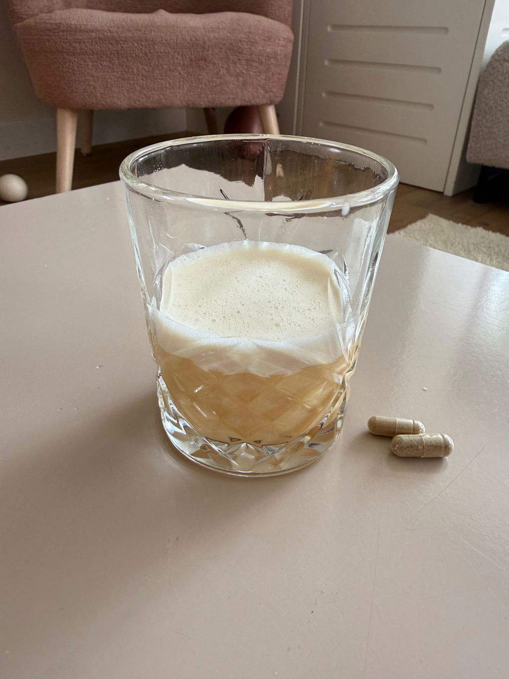 LEVER CAPSULES