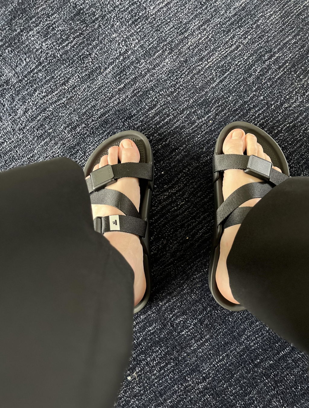 ESSENTIALS Sandalen (alt)