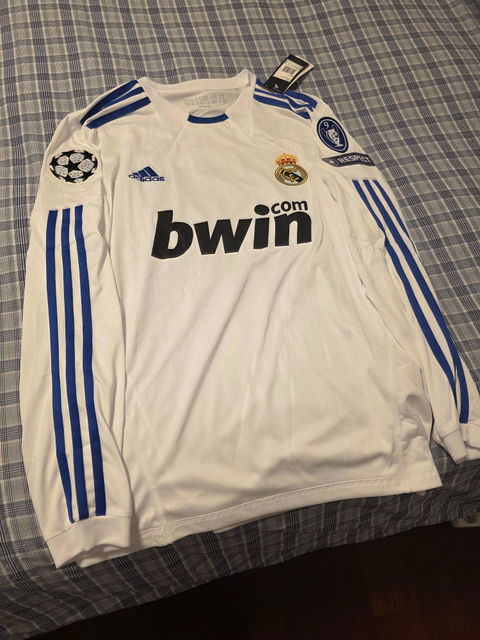 2010-11 - REAL MADRID LOCAL | RETRO