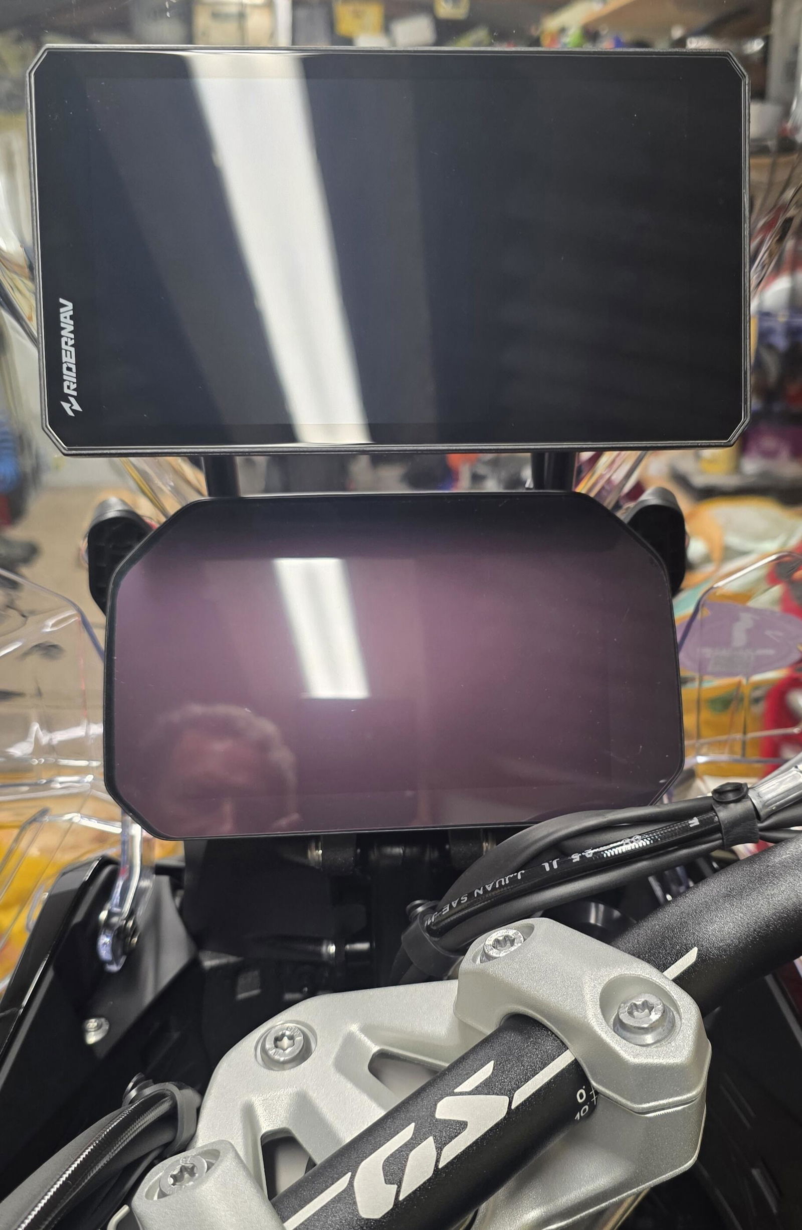 7インチ強化ガラススクリーンプロテクター – RiderNav