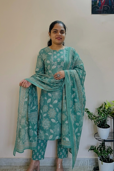 Green Embroidered Kurta With Pant & Dupatta