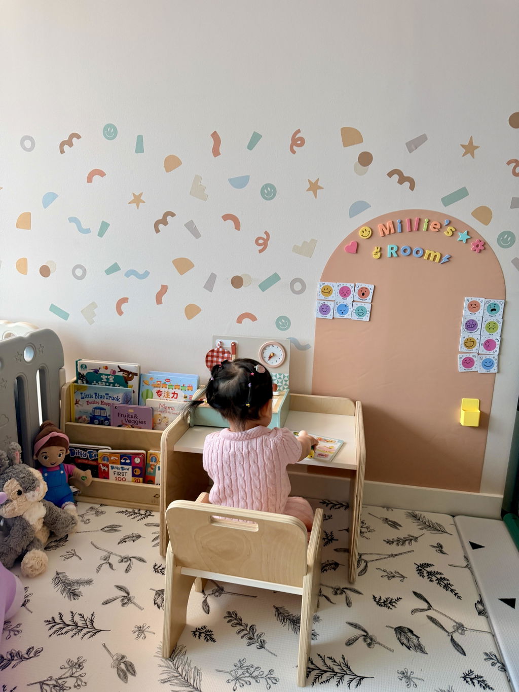 PAPAYA SET - Weaning Montessori Table and Chair Adjustable Height