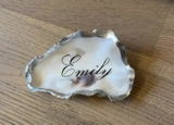 Personalized Oyster Shell Calligraphy Place Cards – Elegant Wedding & Event Name Tags