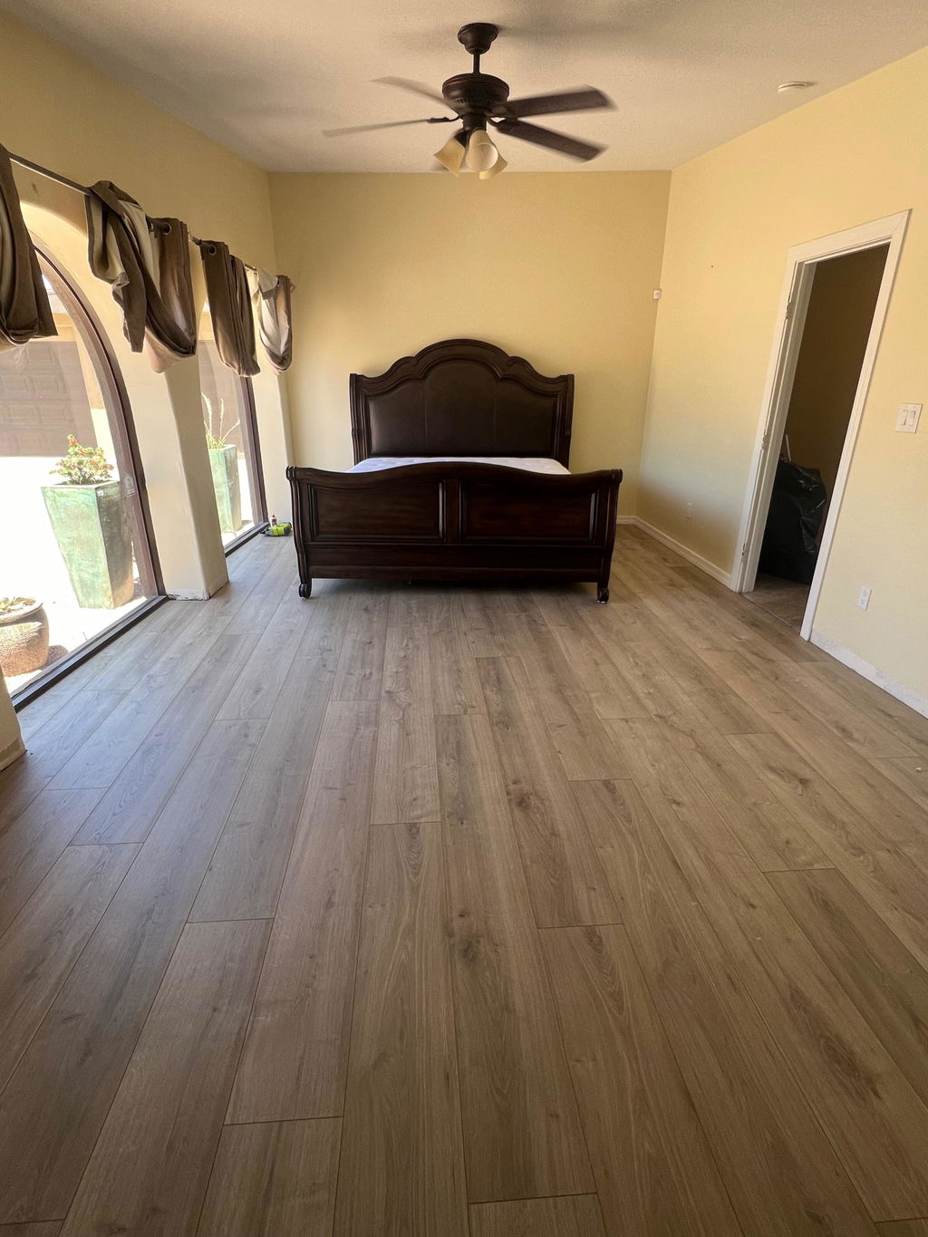 Lippincott Peak 72025 | Waterproof Laminate (Wood Core) – Sequoia