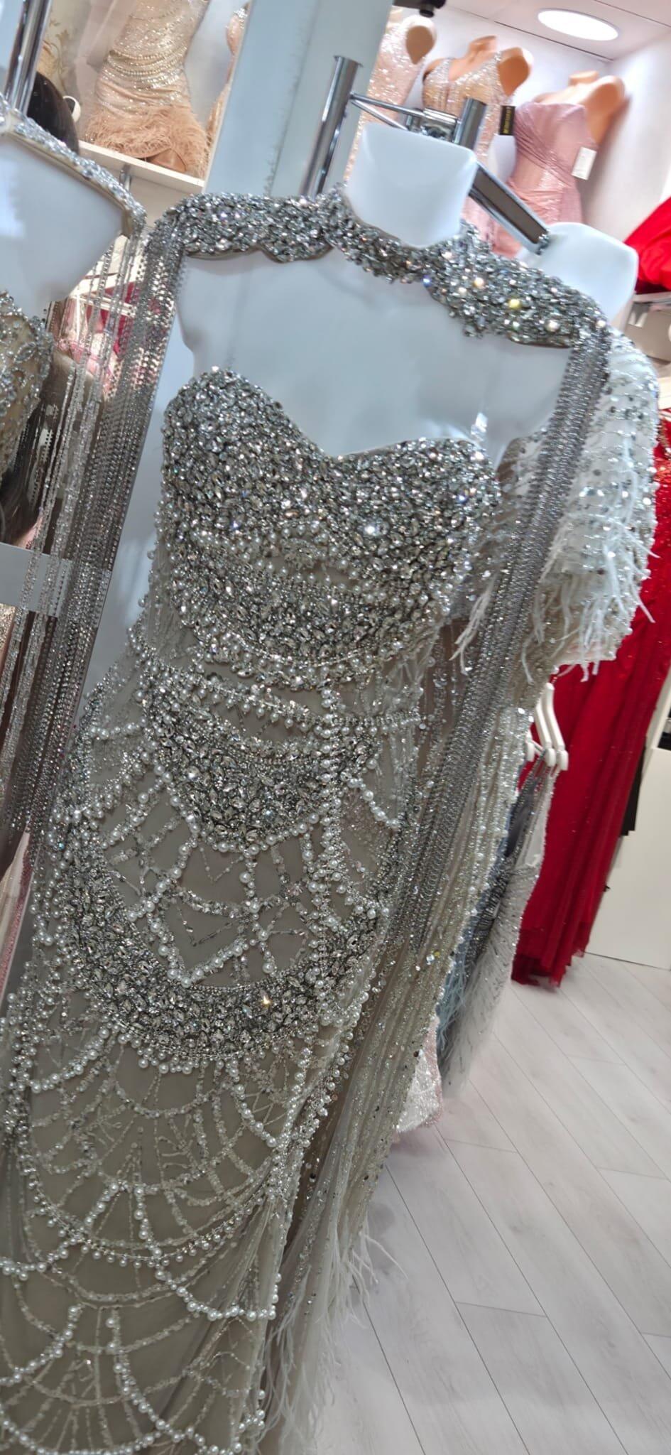 Luxury  Dubai Nude Beaded Evening Dress with Tassel Short Cape LA72876
