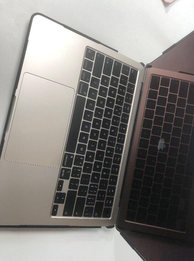 MacBook Pro 14-Inch M5/M4/M3/M2/M1 Premium Leather Case with Hidden St