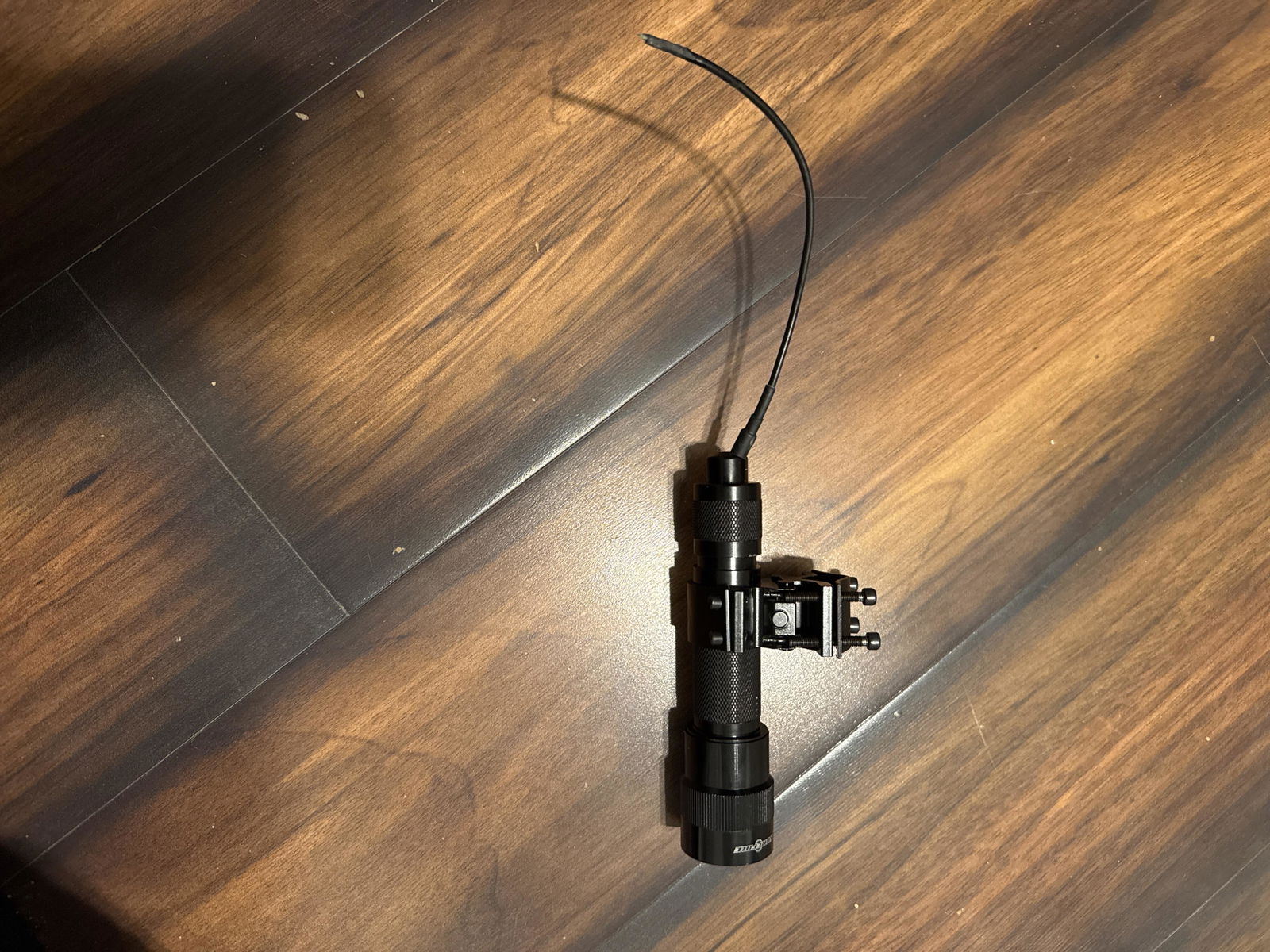 Replica Surefire Flashlight 660