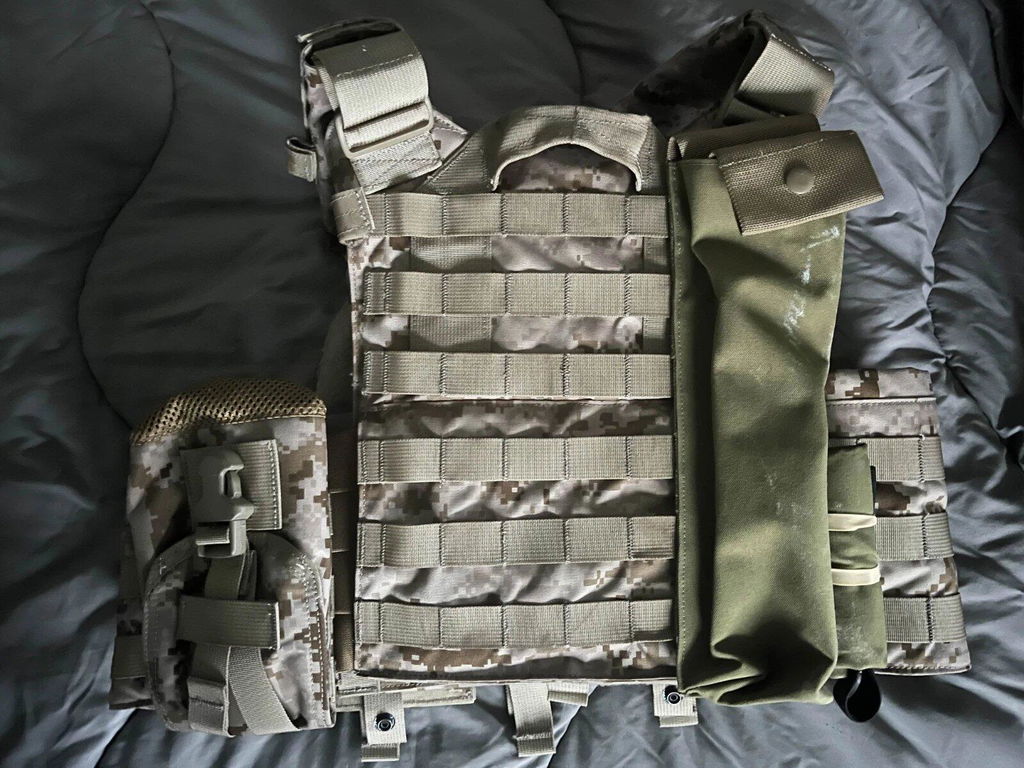 6094a Plate Carrier with Tan Webbing