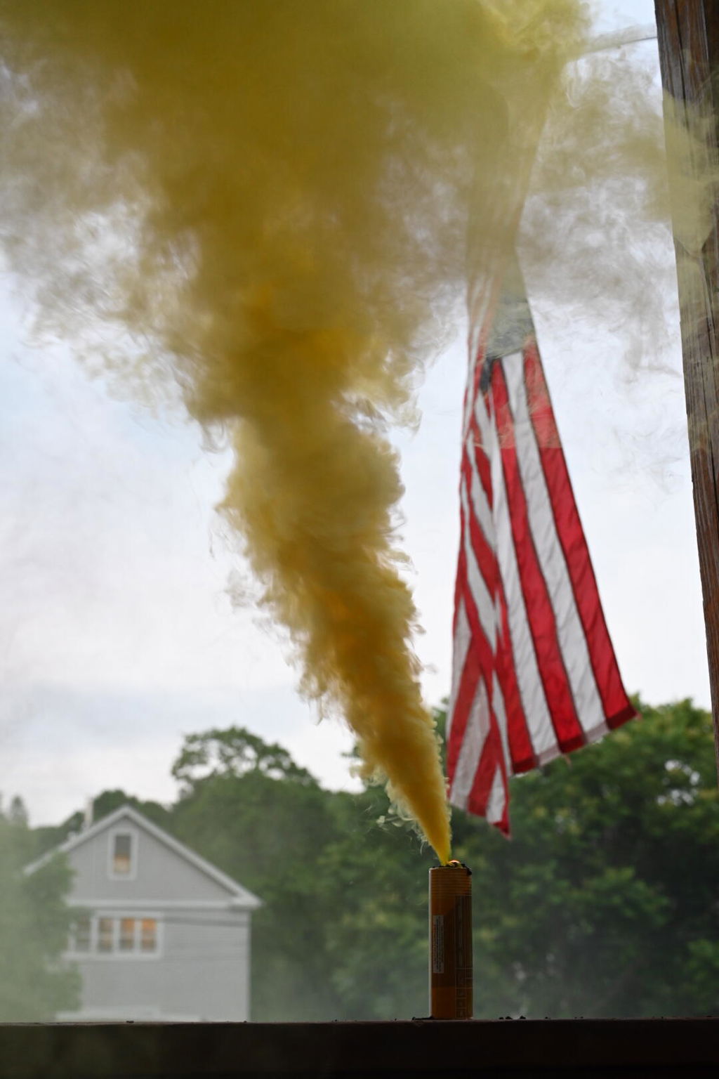 TP40 'Merica Pack — Red, White & Blue Smoke Bombs – Shutter Bombs