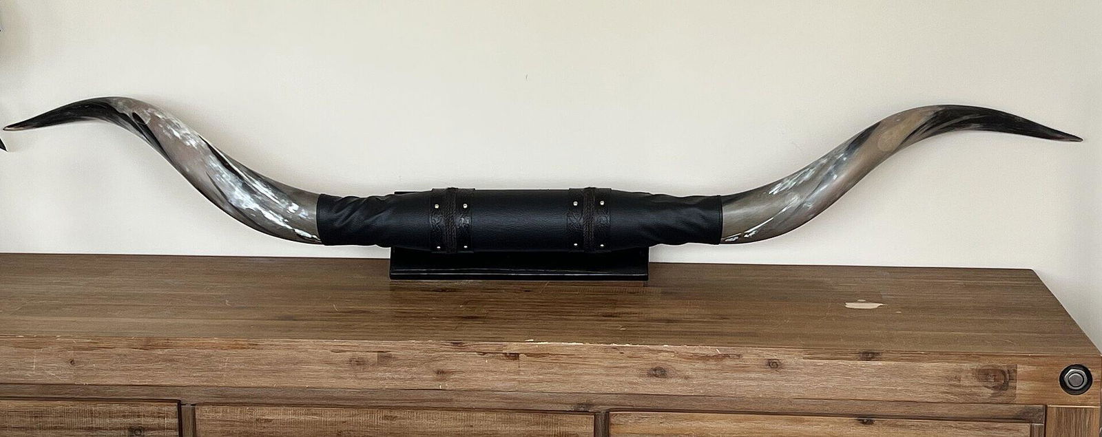 Black Leather Mount // Standard Longhorns - Big Gun – Skull Bliss