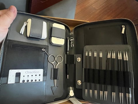 ChiaoGoo FORTÉ 2. African Blackwood and Carbon Fiber 5-Inch Interchangeable Knitting Needles - Complete Set